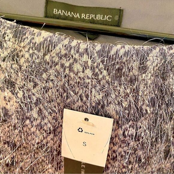 BANANA REPUBLIC ABSTRACT SNAKE SKIN PRINT FRINGE EYELASH BLACK & GRAY TOP S NWT - Picture 15 of 16